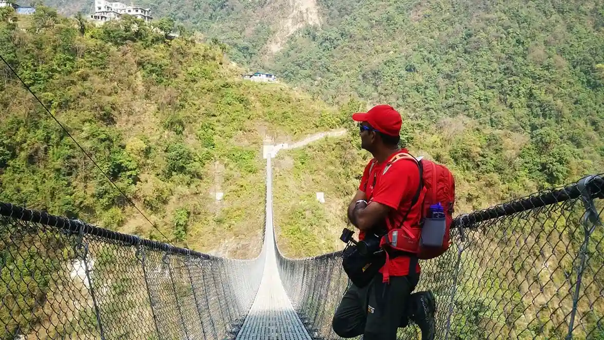 Cross Suspension Bridges and River Valleys